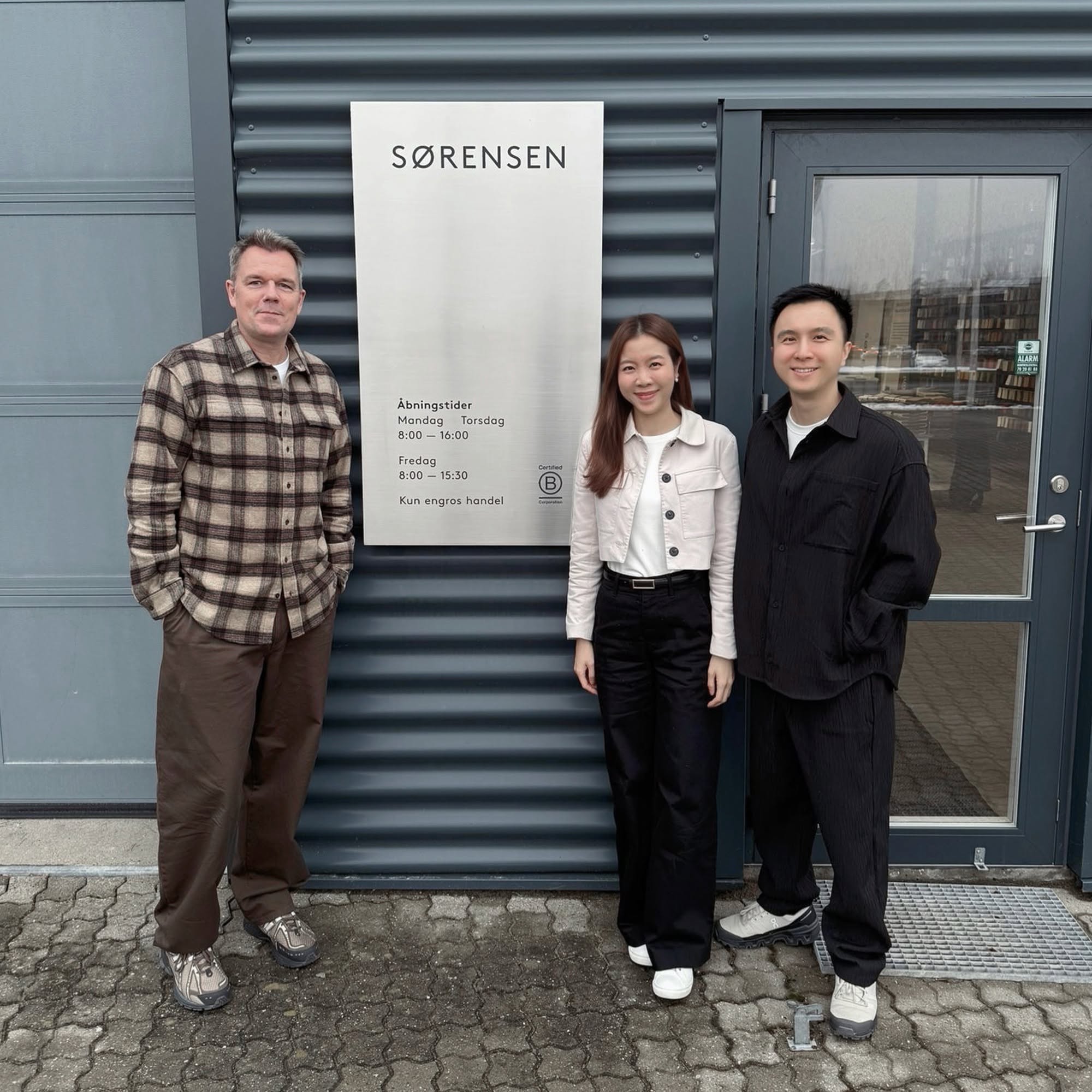 การคัดสรรหนังแท้ Sørensen สำหรับงานเฟอร์นิเจอร์ Bespoke ของ Lasunya